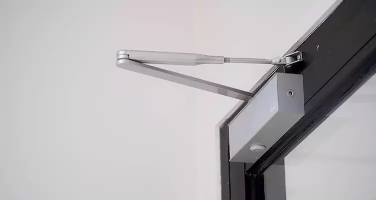 Screen Door Closer Repair in Fort Pierce, FL